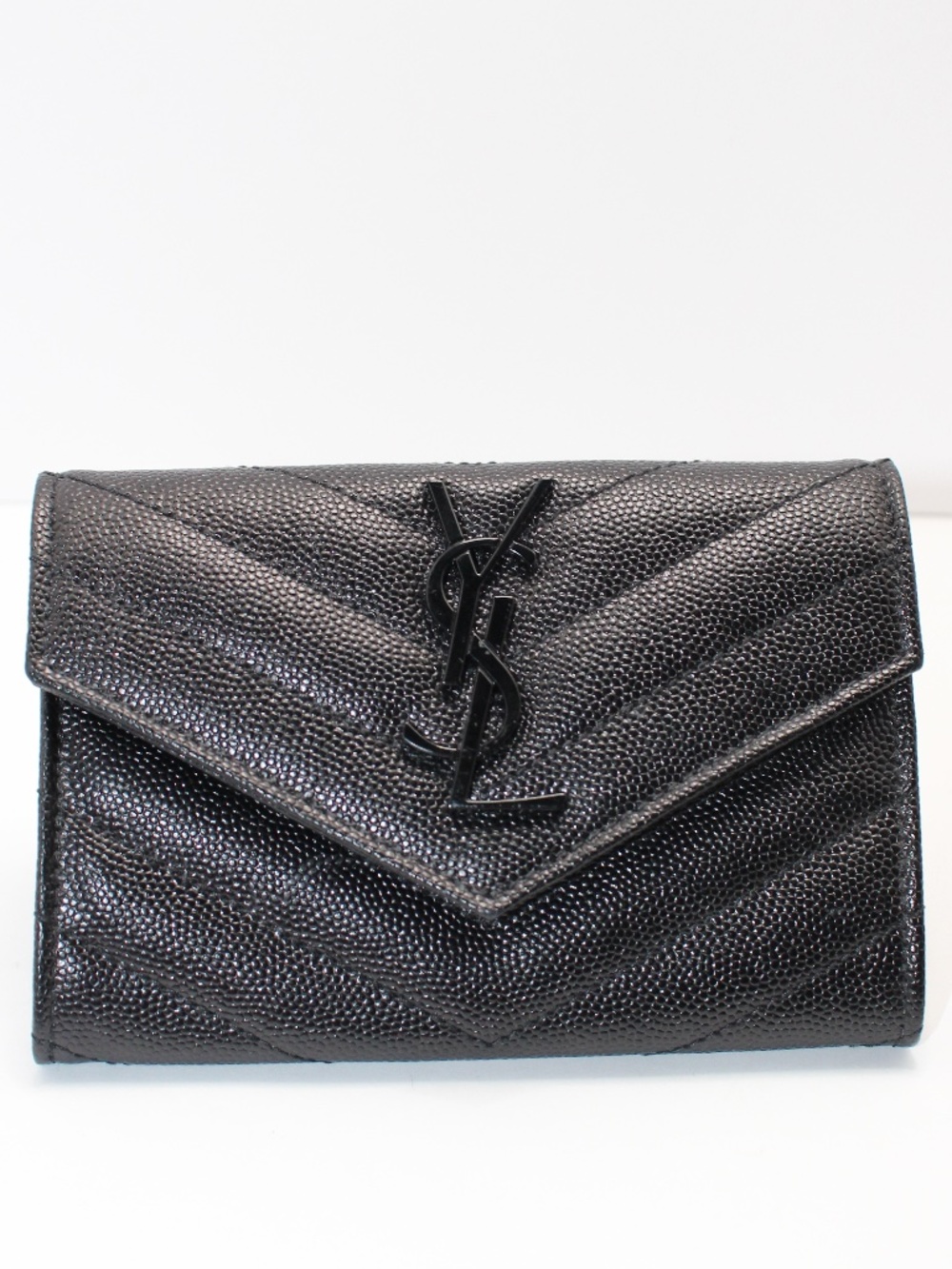 Saint Laurent Cassandre Matelassé Compact Tri-Fold Wallet Black Grain de Poudre - Picture 1 of 5